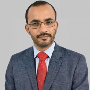 Dr. Felix Vega